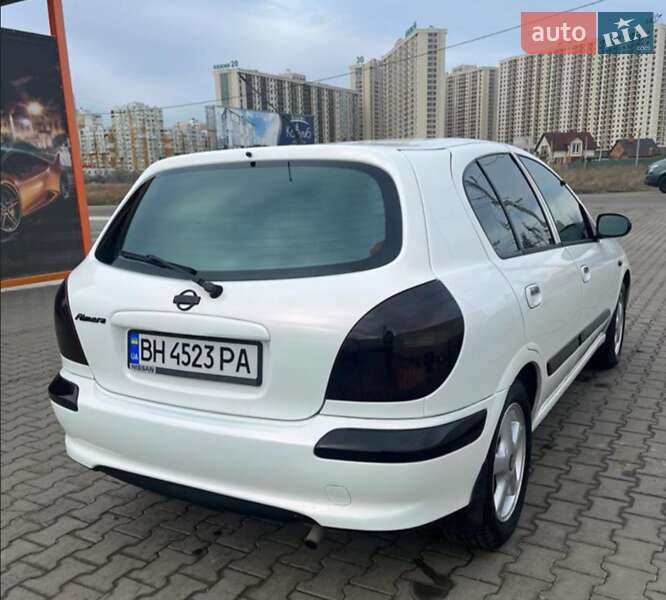 Хетчбек Nissan Almera 2001 в Одесі