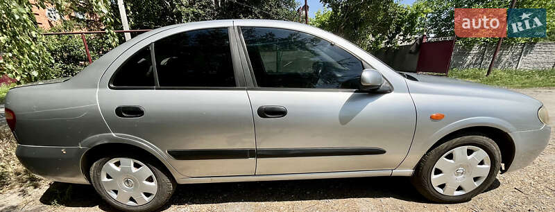 Седан Nissan Almera 2005 в Дніпрі