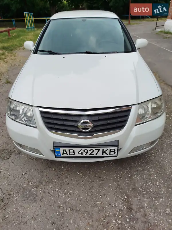 Nissan Almera 2012