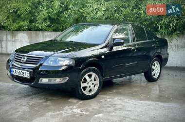 Седан Nissan Almera 2012 в Киеве