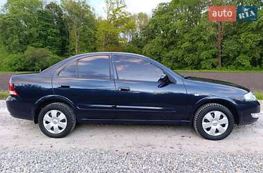 Седан Nissan Almera 2012 в 