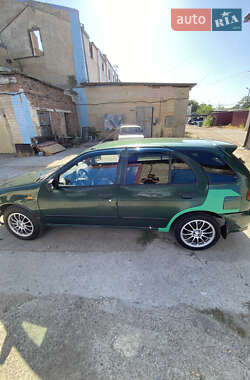 Хетчбек Nissan Almera 1995 в 