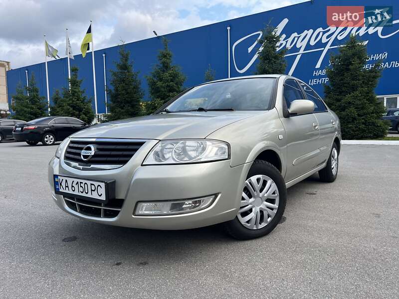 Nissan Almera 2008