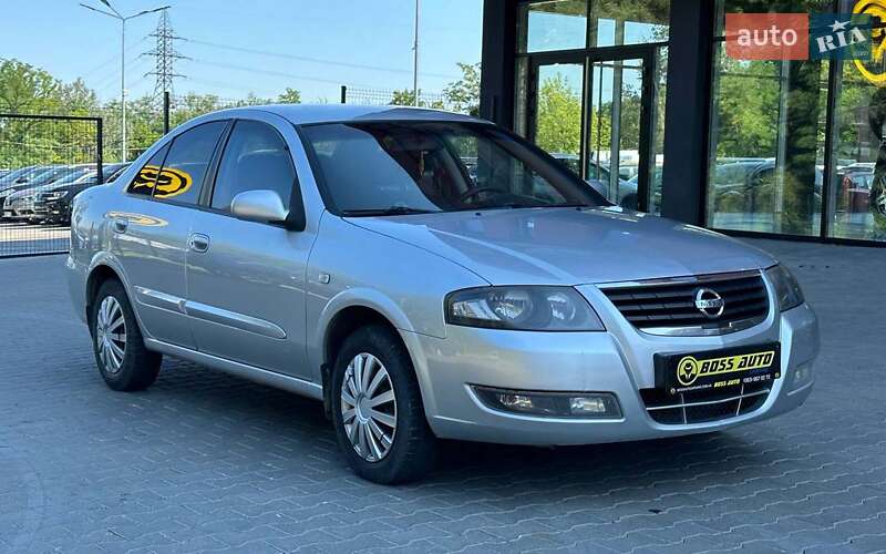 Седан Nissan Almera 2012 в 