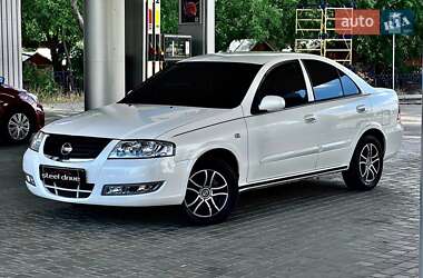 Седан Nissan Almera 2011 в Николаеве