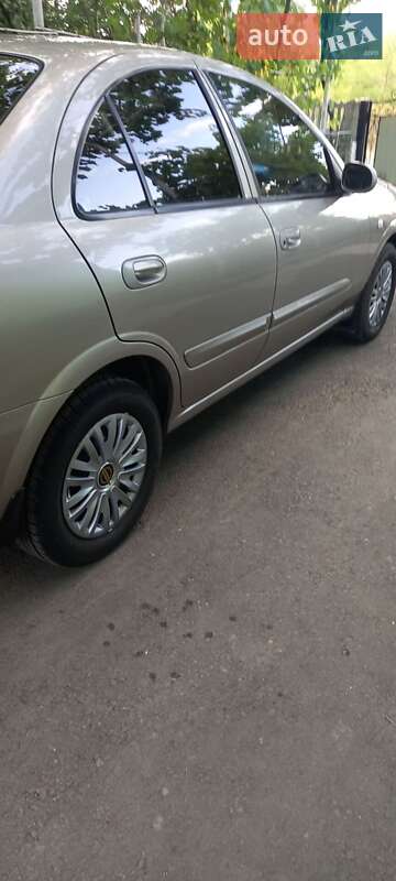 Седан Nissan Almera 2010 в Одессе