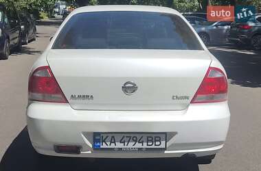 Седан Nissan Almera 2011 в 