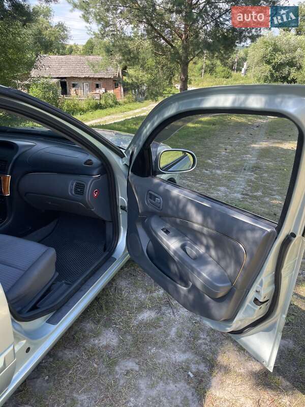 Седан Nissan Almera 2007 в Львове фото 11 Седан Nissan Almera 2007 в Львове