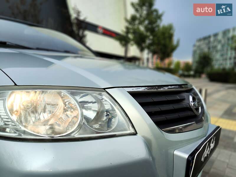 Седан Nissan Almera 2007 в Киеве