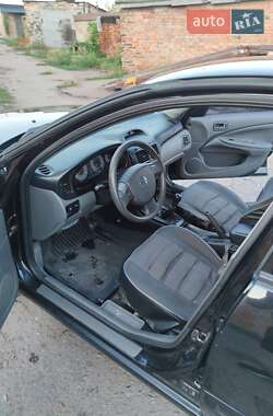 Седан Nissan Almera 2012 в 