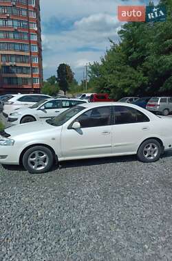 Седан Nissan Almera 2008 в Виннице