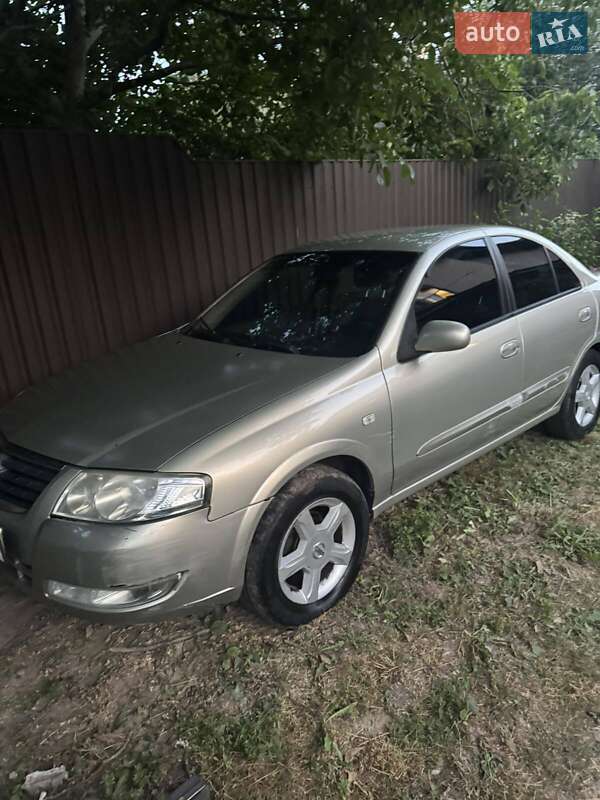 Седан Nissan Almera 2007 в Києві