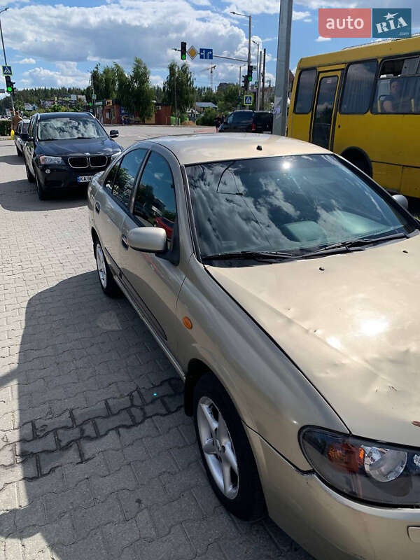 Седан Nissan Almera 2003 в Києві