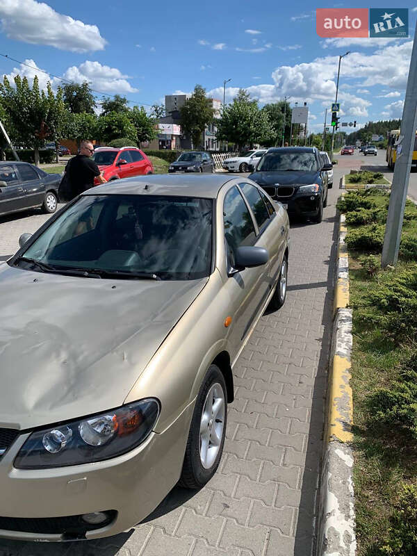 Седан Nissan Almera 2003 в Києві