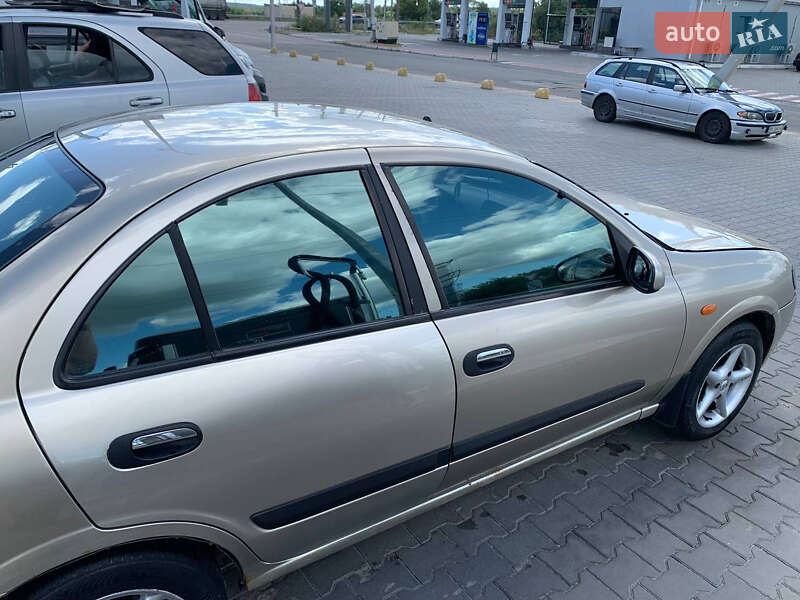 Седан Nissan Almera 2003 в Києві