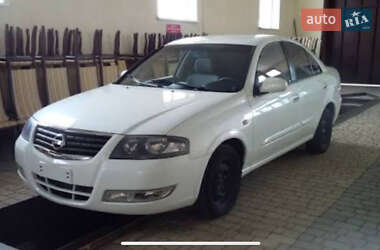 Седан Nissan Almera 2011 в Львове