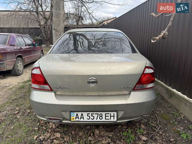 Седан Nissan Almera 2007 в Києві