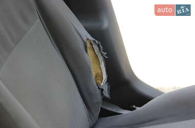 Седан Nissan Almera 2005 в  фото 19 Седан Nissan Almera 2005 в