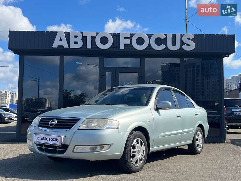 Седан Nissan Almera 2006 в Киеве