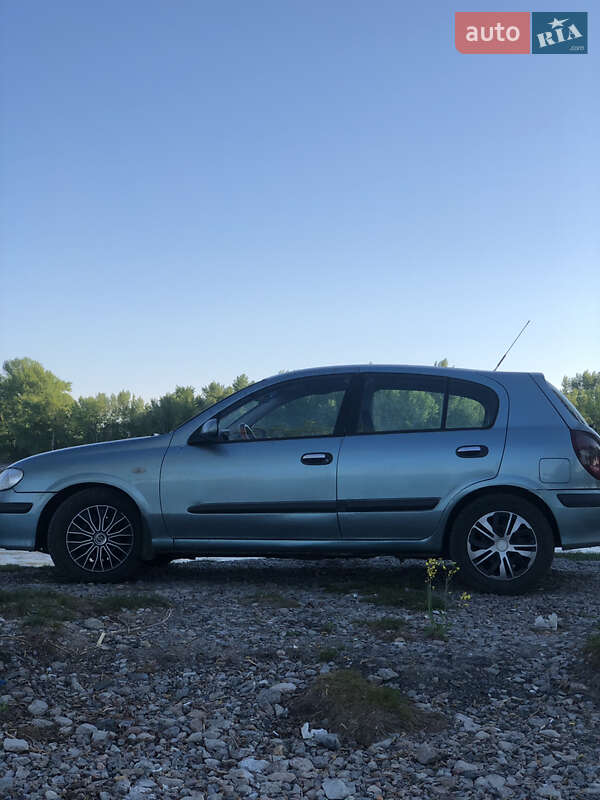 Хетчбек Nissan Almera 2000 в Василькові