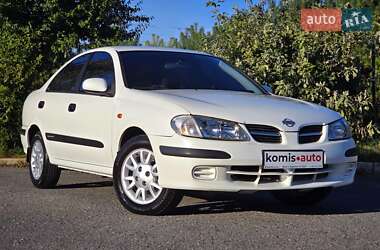 Седан Nissan Almera 2001 в Хмельницком