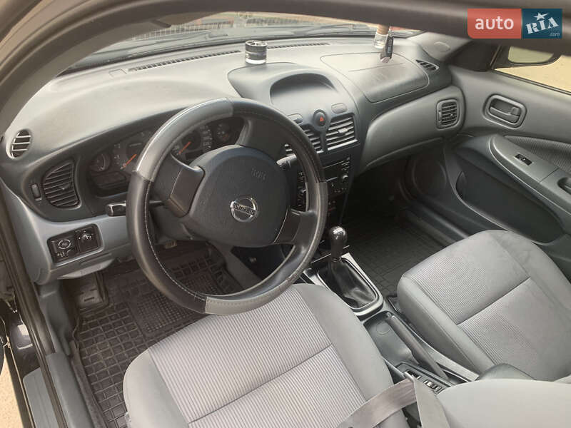 Седан Nissan Almera 2007 в Житомирі