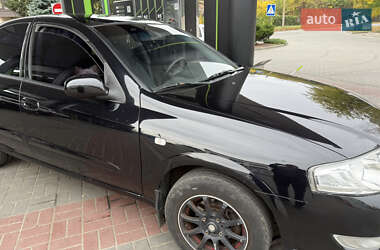 Седан Nissan Almera 2010 в Полтаві
