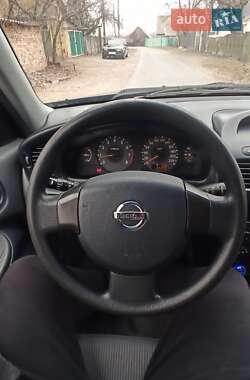 Седан Nissan Almera 2006 в  фото 18 Седан Nissan Almera 2006 в