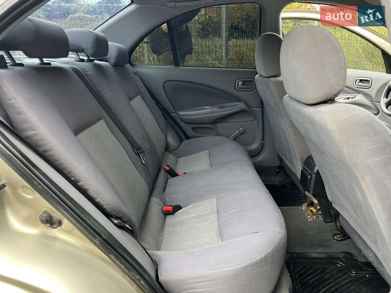 Седан Nissan Almera 2004 в Івано-Франківську фото 17 Седан Nissan Almera 2004 в Івано-Франківську
