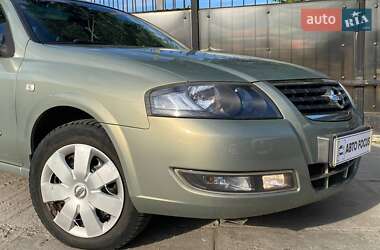 Седан Nissan Almera 2010 в 