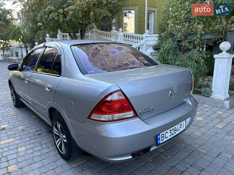 Седан Nissan Almera 2008 в Одессе