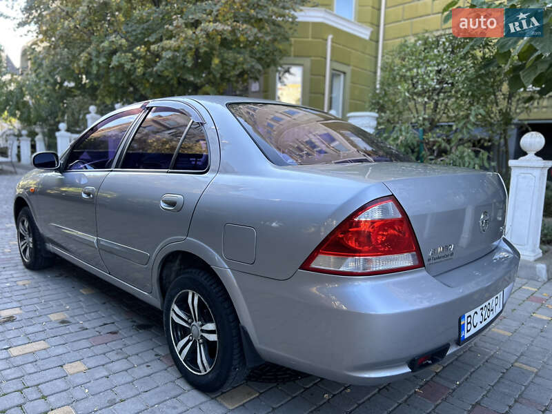 Седан Nissan Almera 2008 в Одессе