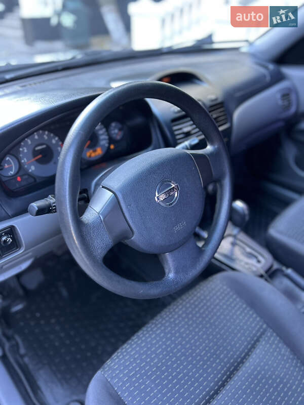 Седан Nissan Almera 2008 в Одессе