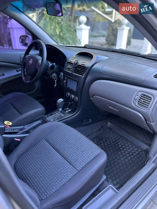 Седан Nissan Almera 2008 в Одессе