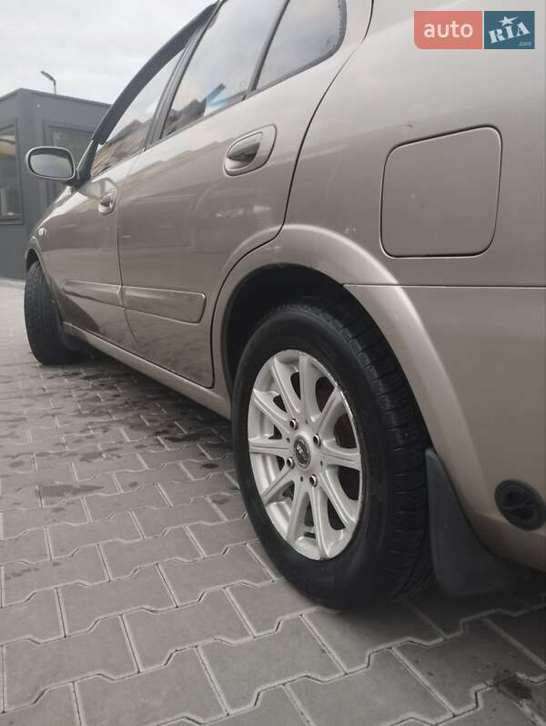 Седан Nissan Almera 2011 в Луцьку фото 5 Седан Nissan Almera 2011 в Луцьку