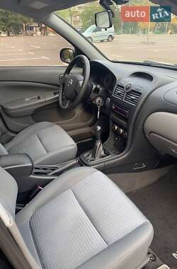 Седан Nissan Almera 2012 в 