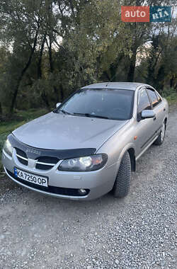 Седан Nissan Almera 2005 в Мукачево