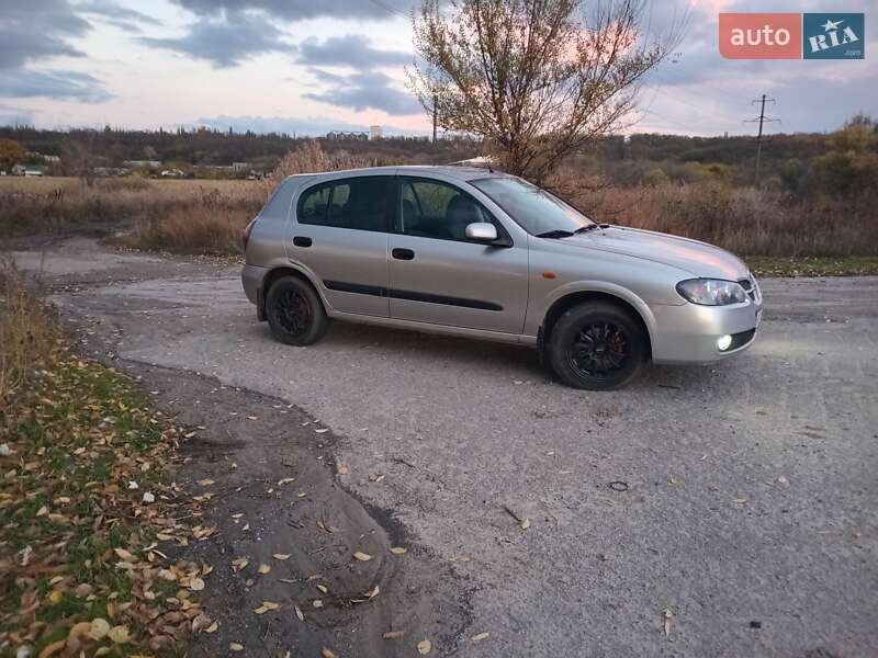Хэтчбек Nissan Almera 2003 в Пушкаровке фото 11 Хэтчбек Nissan Almera 2003 в Пушкаровке