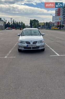 Седан Nissan Almera 2002 в Киеве