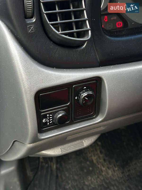 Седан Nissan Almera 2008 в Львове фото 6 Седан Nissan Almera 2008 в Львове