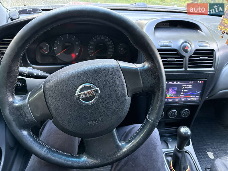 Седан Nissan Almera 2008 в Запоріжжі