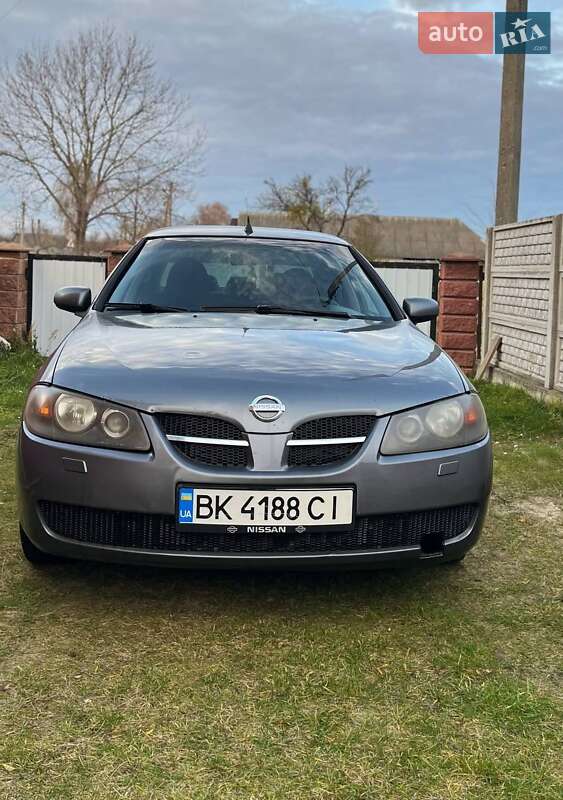 Седан Nissan Almera 2004 в Березному