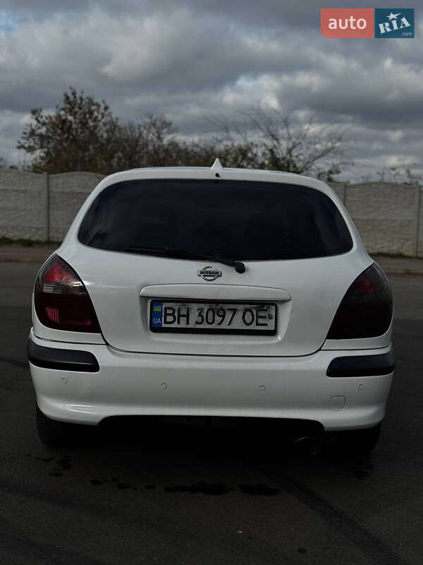 Хетчбек Nissan Almera 2002 в Одесі