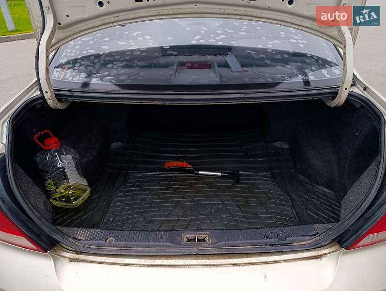 Седан Nissan Almera 2007 в Дніпрі