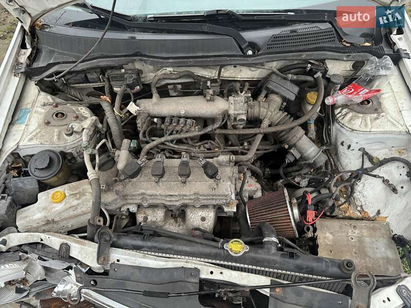 Седан Nissan Almera 2012 в Белогородке