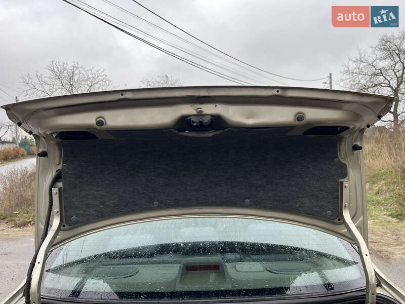 Седан Nissan Almera 2003 в Киеве фото 16 Седан Nissan Almera 2003 в Киеве