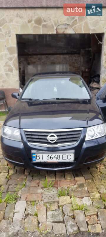 Седан Nissan Almera 2010 в Киеве