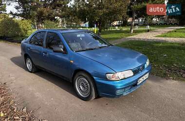 Седан Nissan Almera 1996 в Одесі