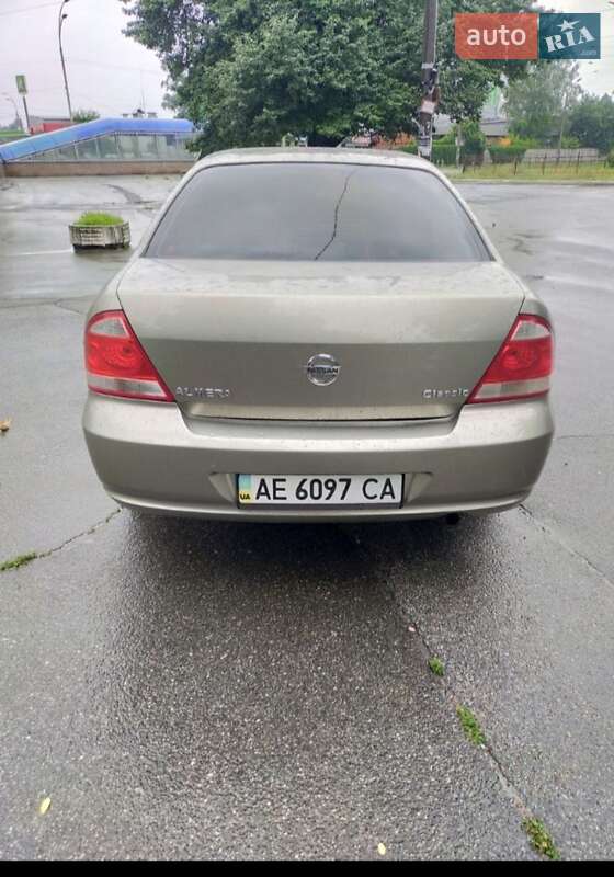 Nissan Almera 2006 Nissan Almera 2006