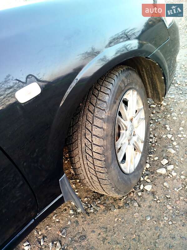 Седан Nissan Almera 2007 в Первомайске